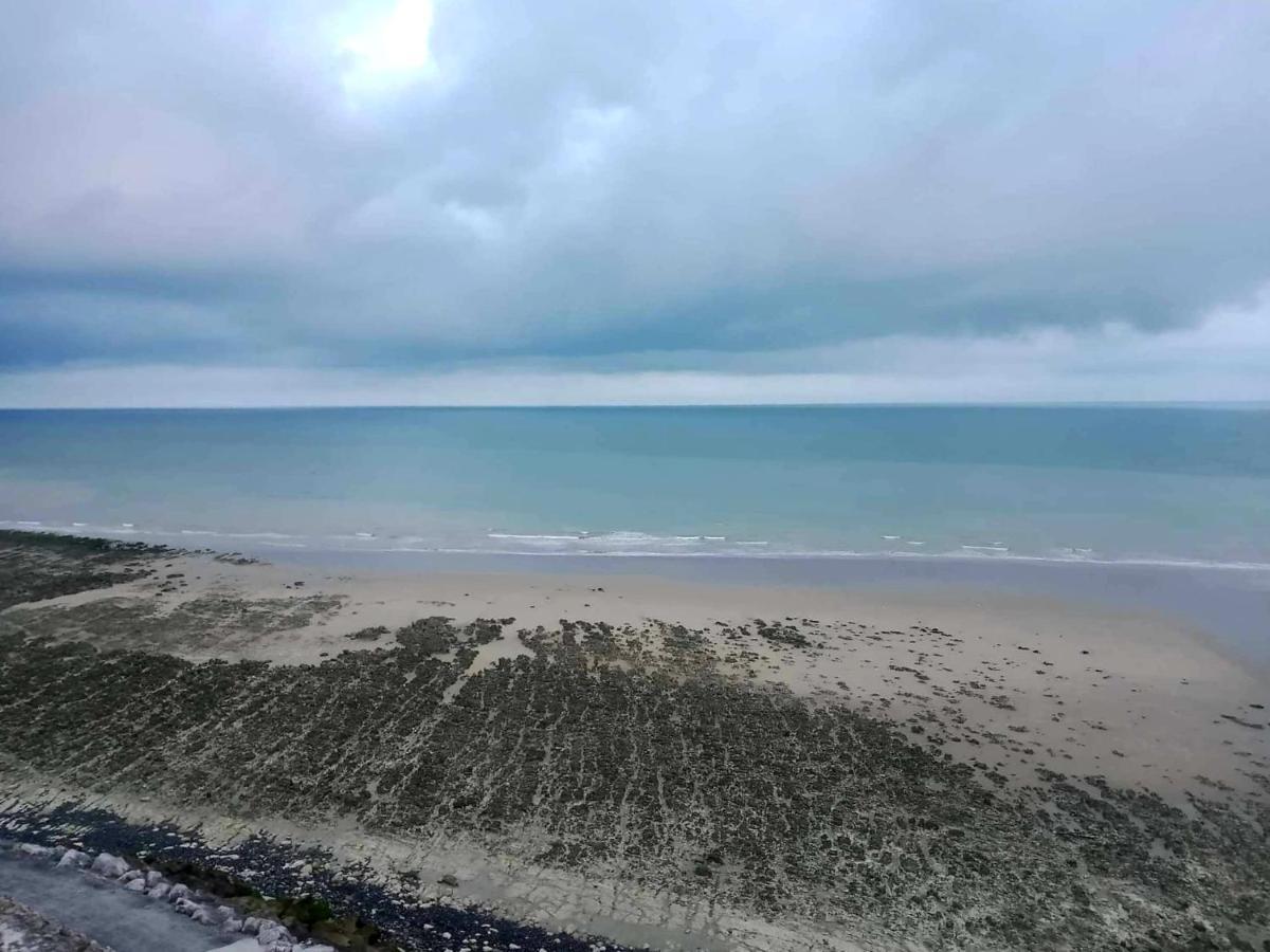 Charmant Appartement Vu Sur Mer オー エクステリア 写真